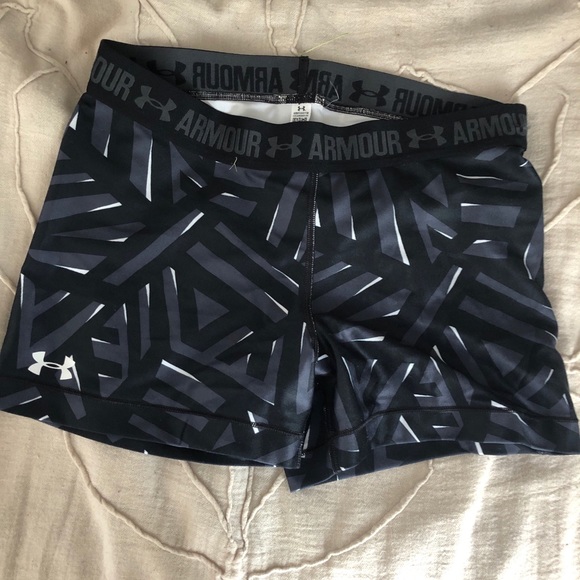 Under Armor Shorty Shorts - Picture 1 of 2